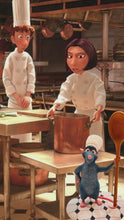 Load and play video in Gallery viewer, Little Chef on a round base
